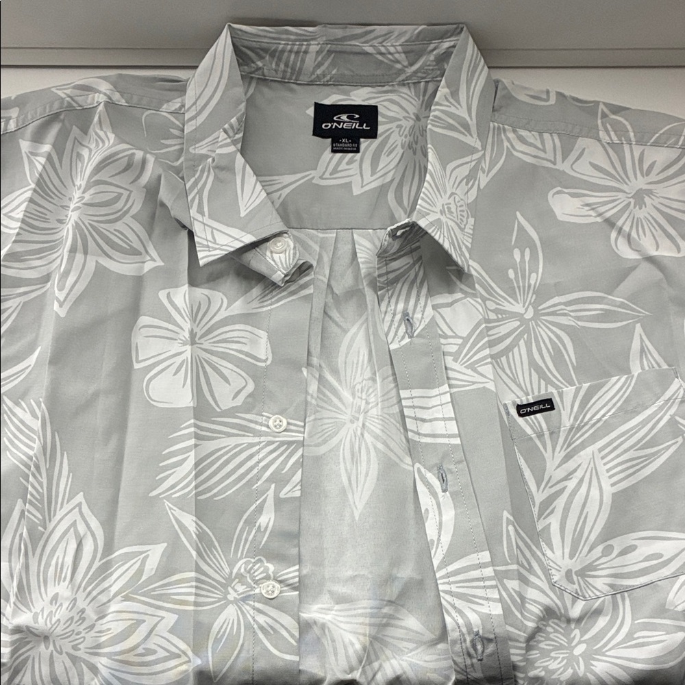 O'Neill Men's Light Gray Floral Button Down Shirt